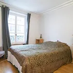 Hostnfly Apartments - Splendid Bright Apt And Design Republique