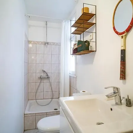 Hostnfly - Splendid Bright Apt And Design Republique Apartment Paris
